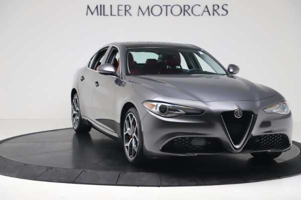 New 2019 Alfa Romeo Giulia Q4 for sale Sold at Aston Martin of Greenwich in Greenwich CT 06830 11