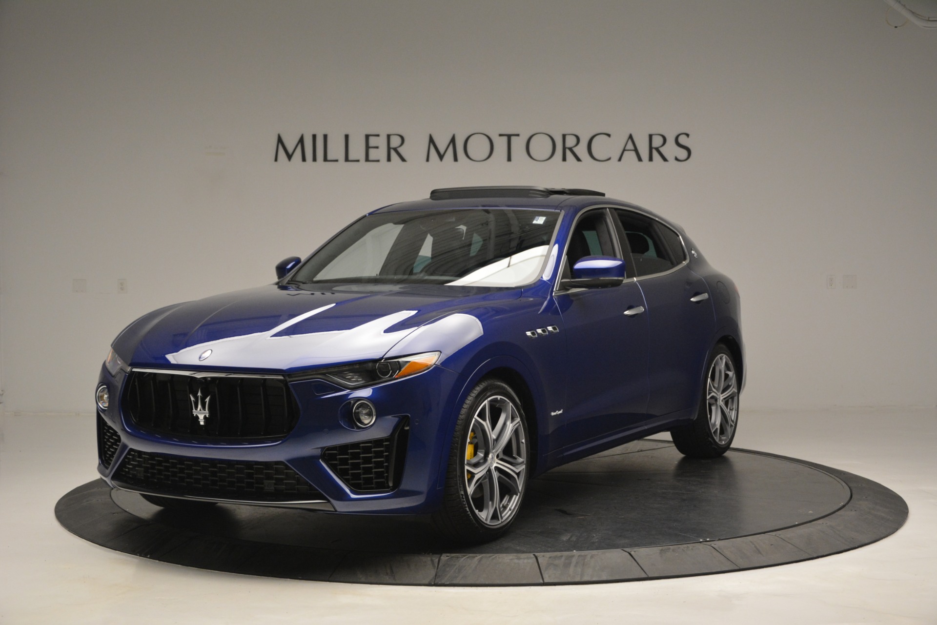 New 2019 Maserati Levante Q4 GranSport for sale Sold at Aston Martin of Greenwich in Greenwich CT 06830 1