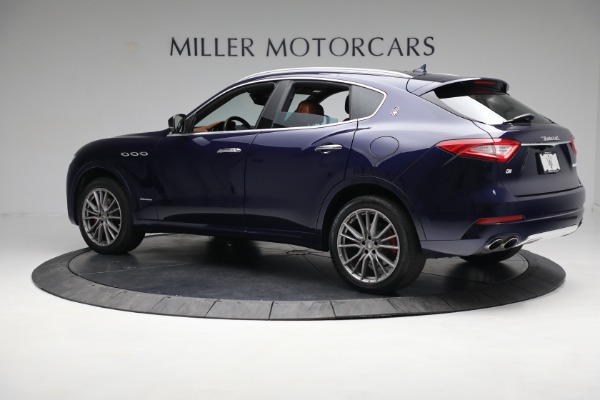 Used 2019 Maserati Levante Q4 GranLusso for sale Sold at Aston Martin of Greenwich in Greenwich CT 06830 4