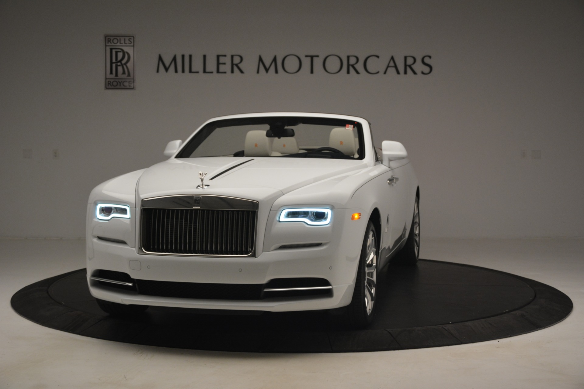 New 2019 Rolls-Royce Dawn for sale Sold at Aston Martin of Greenwich in Greenwich CT 06830 1