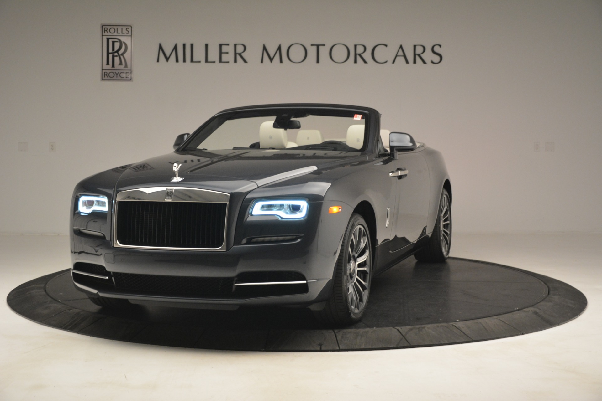 New 2019 Rolls-Royce Dawn for sale Sold at Aston Martin of Greenwich in Greenwich CT 06830 1