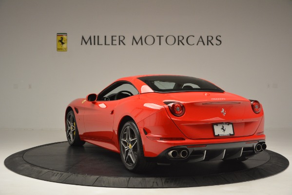 Used 2016 Ferrari California T for sale Sold at Aston Martin of Greenwich in Greenwich CT 06830 17