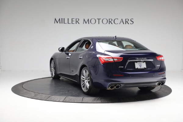 Used 2019 Maserati Ghibli S Q4 for sale Sold at Aston Martin of Greenwich in Greenwich CT 06830 4