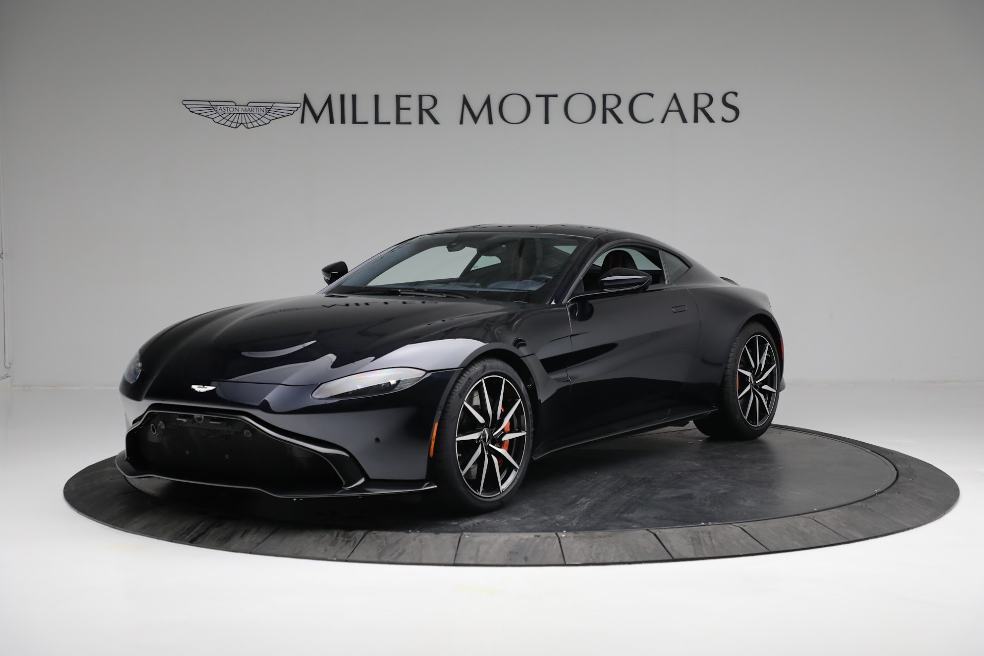 Used 2019 Aston Martin Vantage for sale $134,900 at Aston Martin of Greenwich in Greenwich CT 06830 1