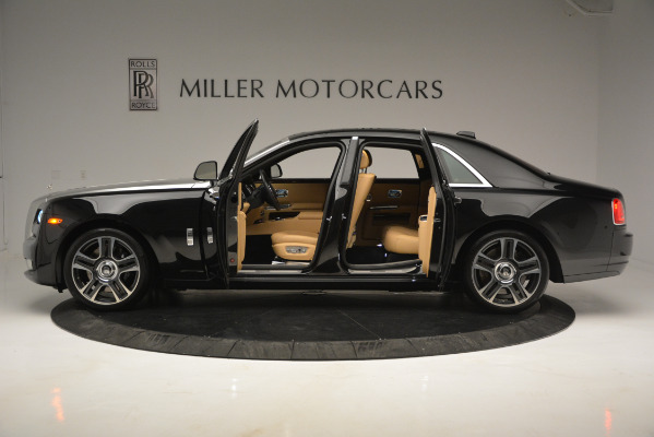 Used 2018 Rolls-Royce Ghost for sale Sold at Aston Martin of Greenwich in Greenwich CT 06830 3