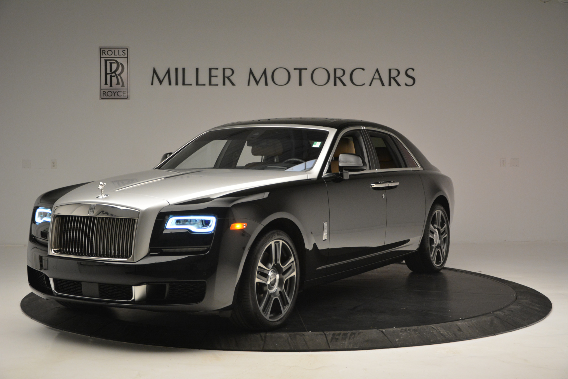 Used 2018 Rolls-Royce Ghost for sale Sold at Aston Martin of Greenwich in Greenwich CT 06830 1