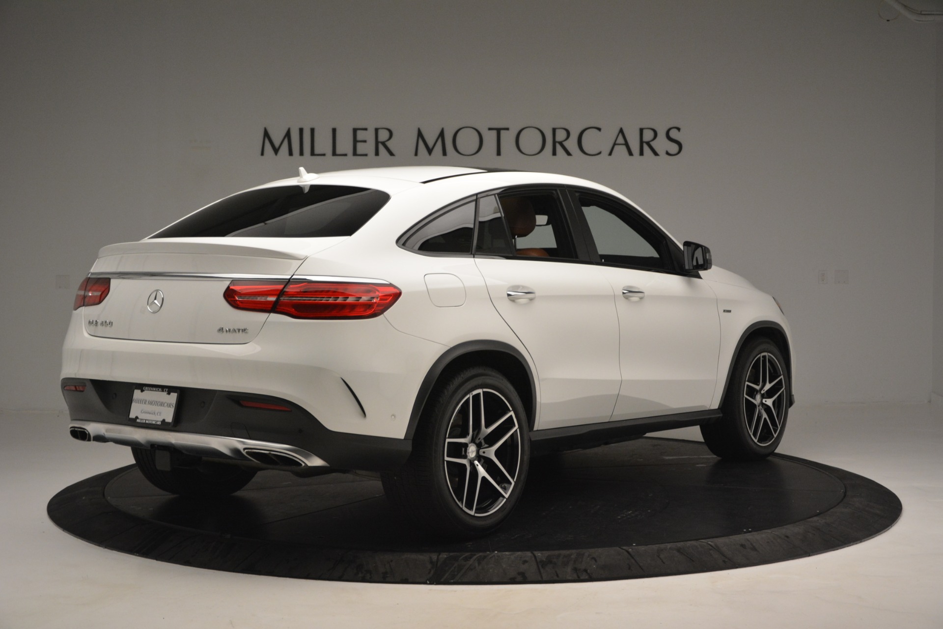 Pre Owned 16 Mercedes Benz Gle 450 Amg Coupe 4matic For Sale Special Pricing Aston Martin Of Greenwich Stock W655a