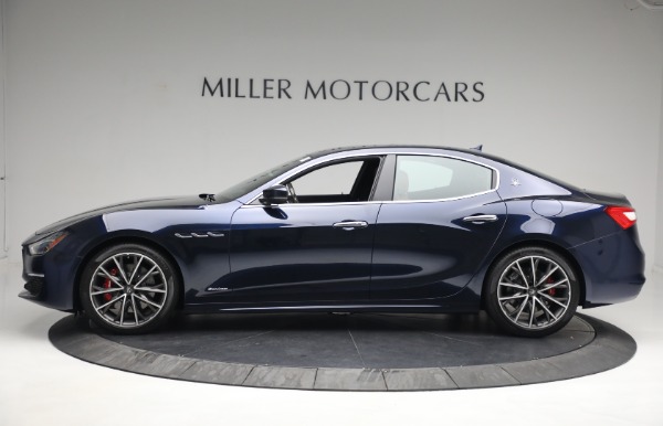Used 2019 Maserati Ghibli S Q4 GranLusso for sale Sold at Aston Martin of Greenwich in Greenwich CT 06830 3
