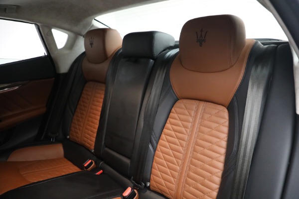 Used 2019 Maserati Quattroporte S Q4 GranLusso Edizione Nobile for sale Sold at Aston Martin of Greenwich in Greenwich CT 06830 17