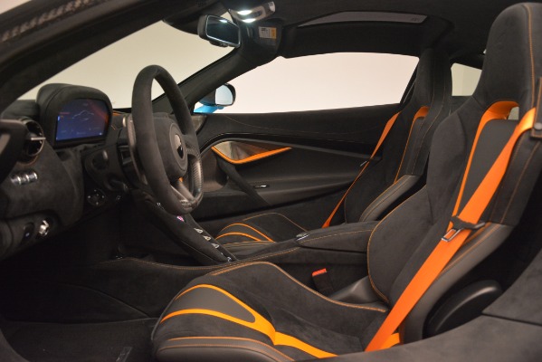 New 2019 McLaren 720S Coupe for sale Sold at Aston Martin of Greenwich in Greenwich CT 06830 18