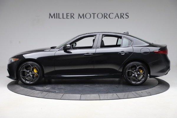 Used 2019 Alfa Romeo Giulia Sport Q4 for sale Sold at Aston Martin of Greenwich in Greenwich CT 06830 3