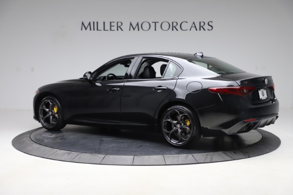 Used 2019 Alfa Romeo Giulia Sport Q4 for sale Sold at Aston Martin of Greenwich in Greenwich CT 06830 4