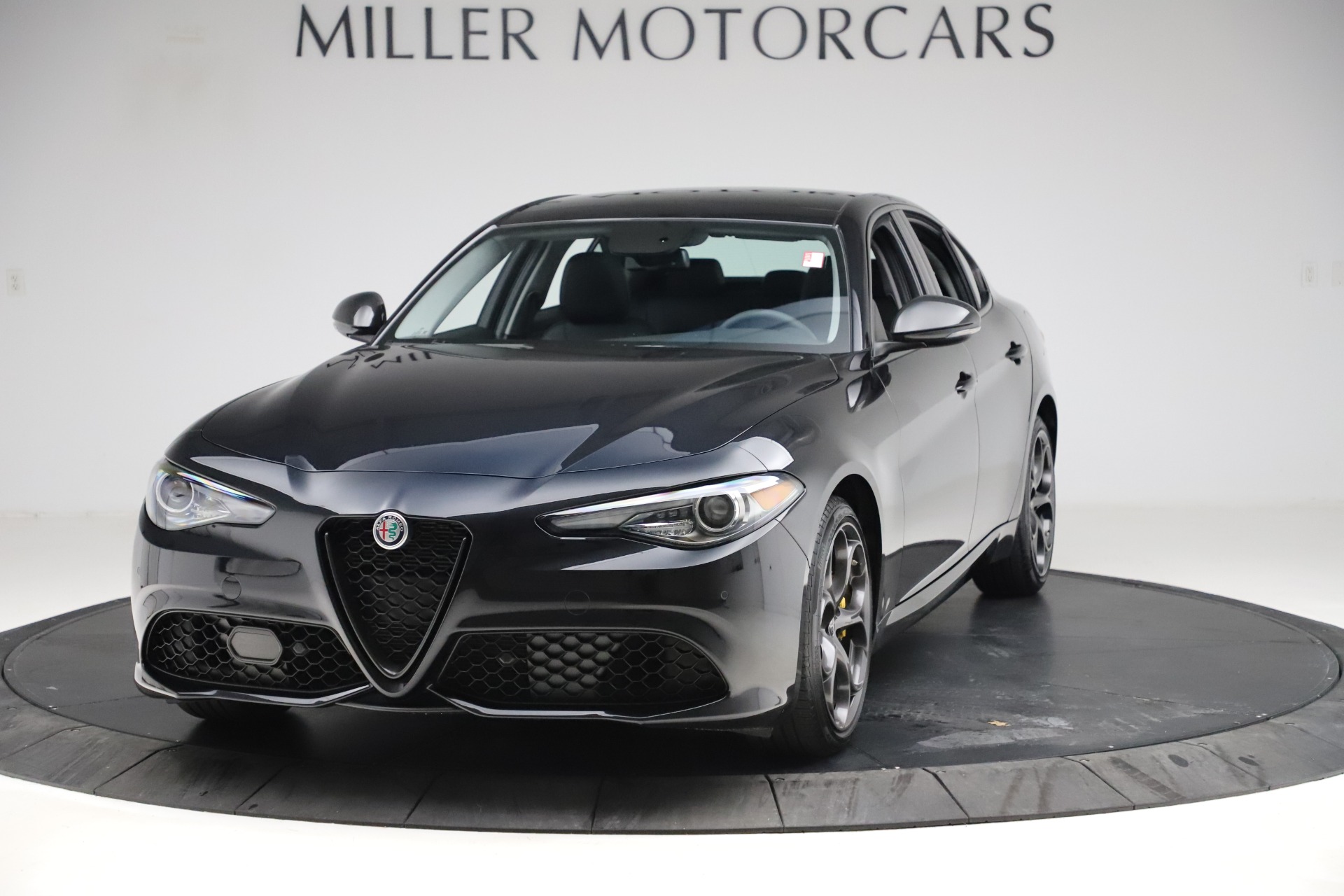 Used 2019 Alfa Romeo Giulia Sport Q4 for sale Sold at Aston Martin of Greenwich in Greenwich CT 06830 1