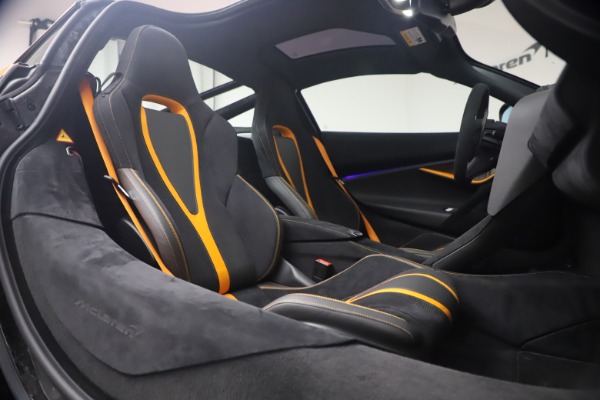 Used 2019 McLaren 720S Performance for sale Sold at Aston Martin of Greenwich in Greenwich CT 06830 19