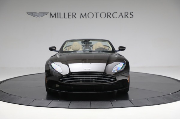 Used 2019 Aston Martin DB11 V8 for sale Call for price at Aston Martin of Greenwich in Greenwich CT 06830 11