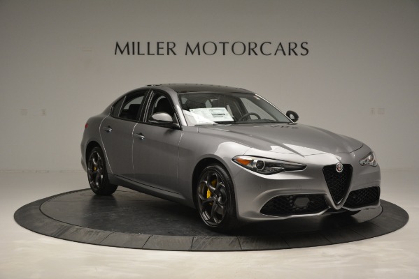 New 2019 Alfa Romeo Giulia Sport Q4 for sale Sold at Aston Martin of Greenwich in Greenwich CT 06830 11