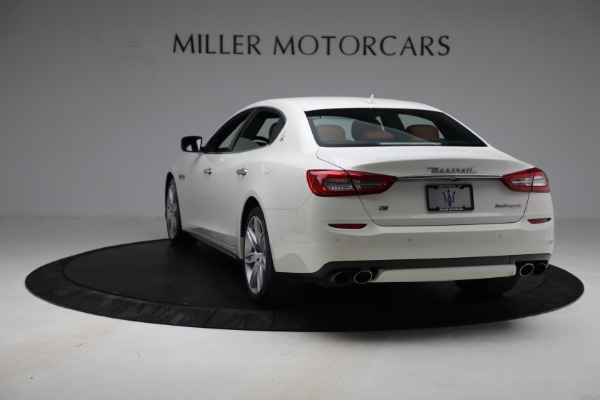 Used 2015 Maserati Quattroporte S Q4 for sale Sold at Aston Martin of Greenwich in Greenwich CT 06830 5