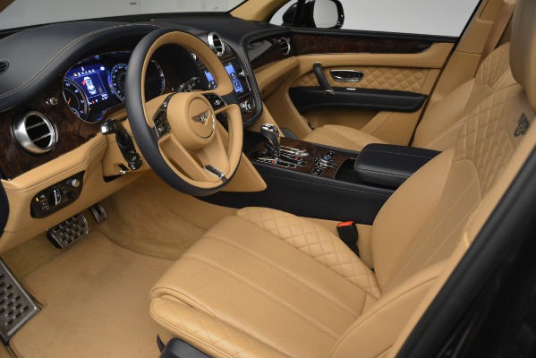 Used 2017 Bentley Bentayga W12 for sale Sold at Aston Martin of Greenwich in Greenwich CT 06830 17