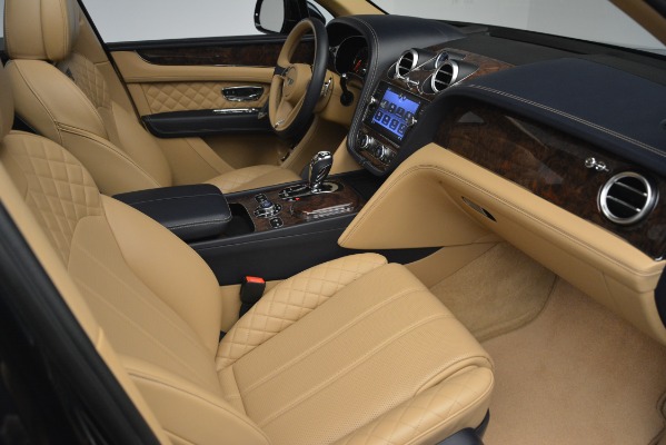 Used 2017 Bentley Bentayga W12 for sale Sold at Aston Martin of Greenwich in Greenwich CT 06830 25