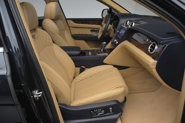 Used 2017 Bentley Bentayga W12 for sale Sold at Aston Martin of Greenwich in Greenwich CT 06830 26