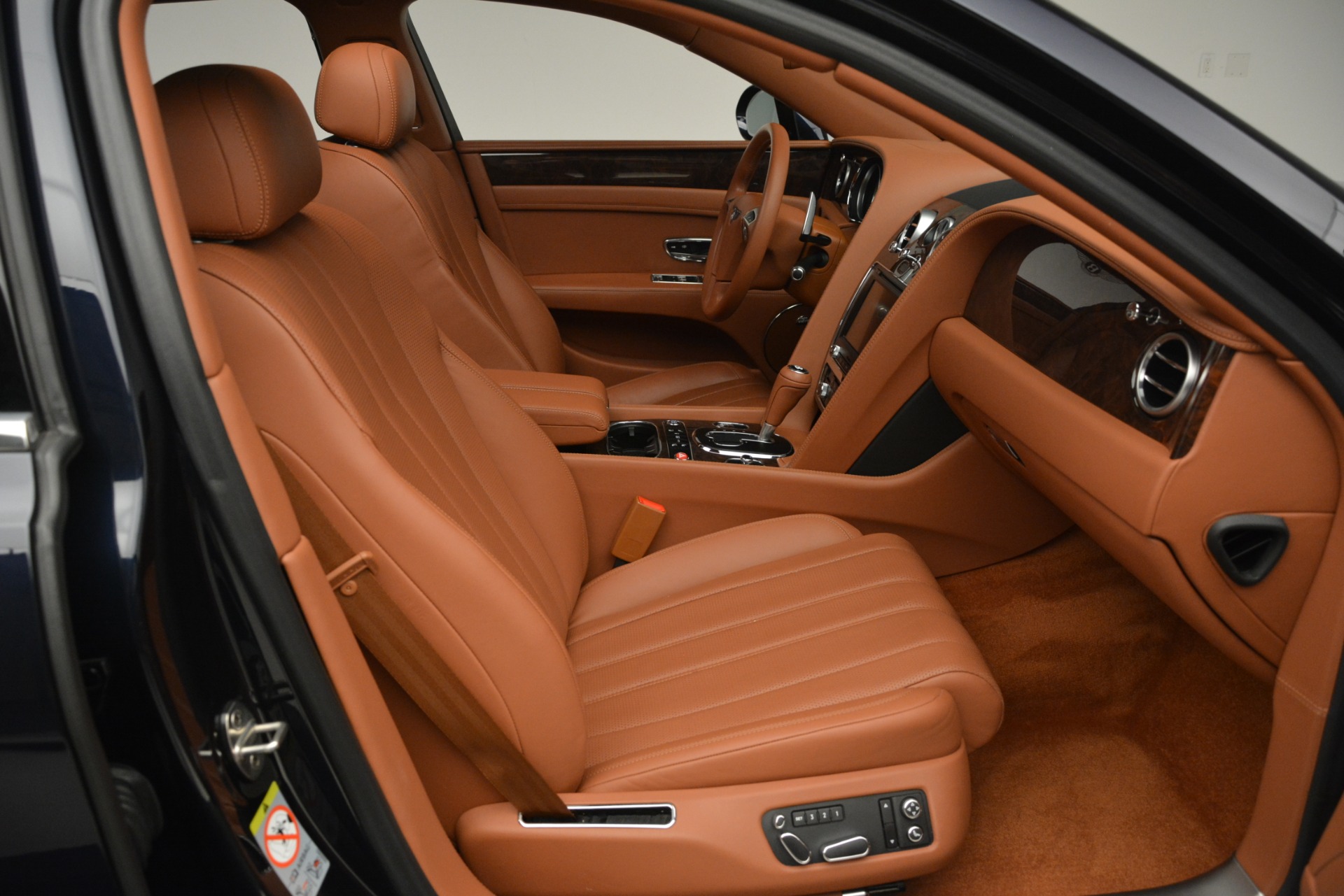 Association Soar Fantastic Pre-Owned 2016 Bentley Flying Spur W12 For Sale (Special Pricing) | Aston Martin of Greenwich Stock #B1362A Association Soar Fantastic Pre-Owned 2016 Bentley Flying Spur W12 For Sale (Special Pricing) | Aston Martin of Greenwich Stock #B1362A
