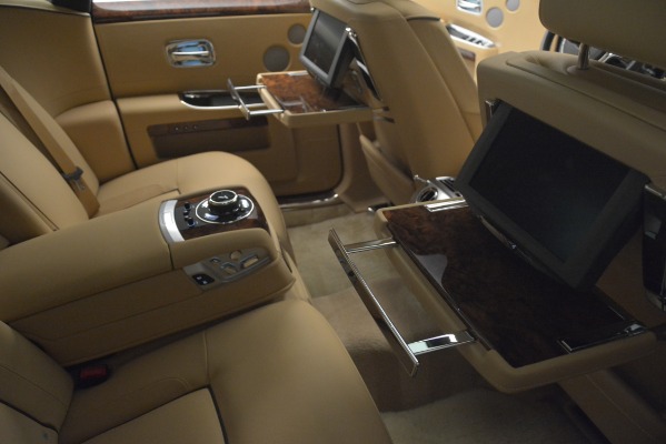 Used 2014 Rolls-Royce Ghost for sale Sold at Aston Martin of Greenwich in Greenwich CT 06830 22