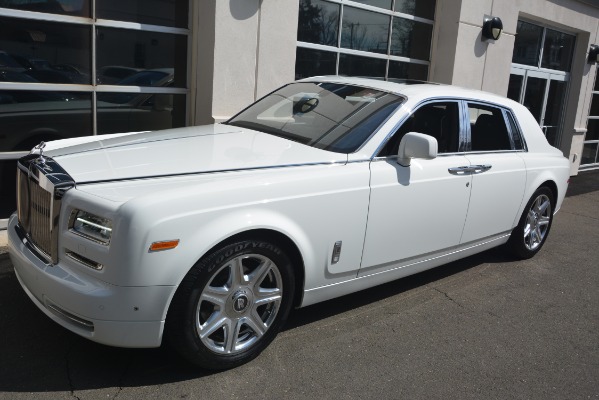 Used 2014 Rolls-Royce Phantom for sale Sold at Aston Martin of Greenwich in Greenwich CT 06830 3