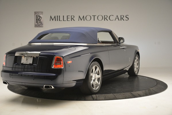 Used 2013 Rolls-Royce Phantom Drophead Coupe for sale Sold at Aston Martin of Greenwich in Greenwich CT 06830 24