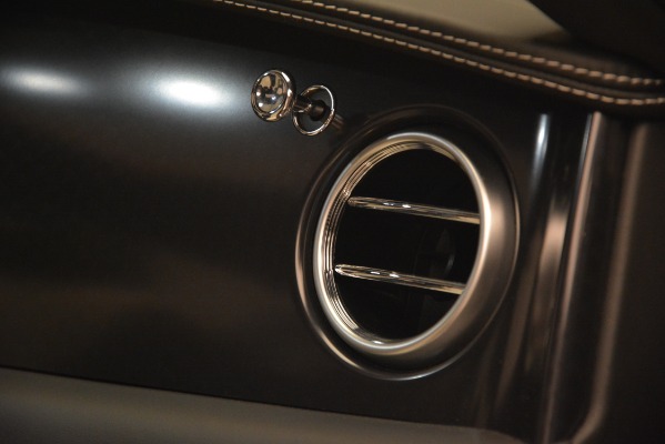 Used 2018 Bentley Flying Spur W12 S for sale $134,900 at Aston Martin of Greenwich in Greenwich CT 06830 23