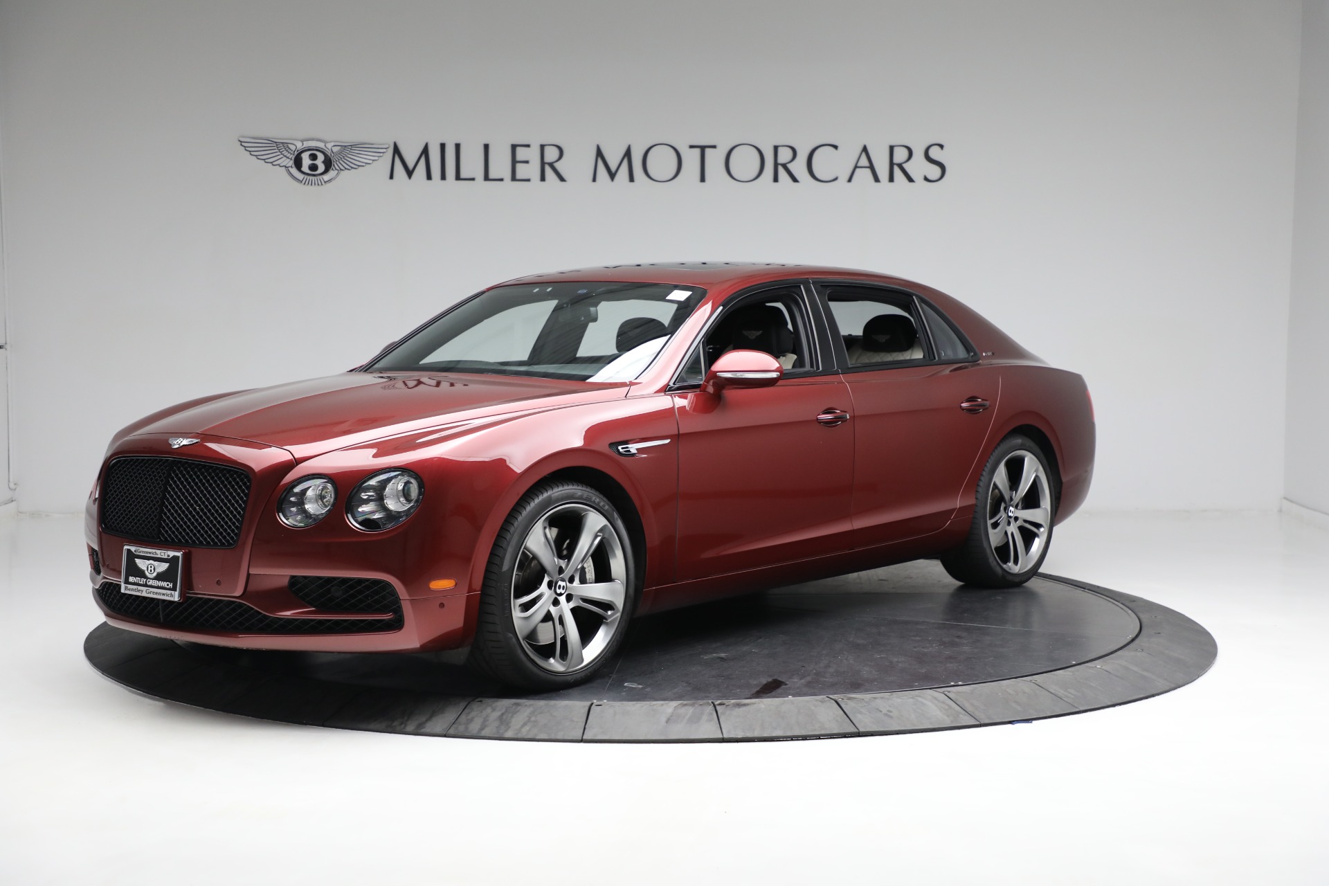Used 2018 Bentley Flying Spur W12 S for sale $134,900 at Aston Martin of Greenwich in Greenwich CT 06830 1