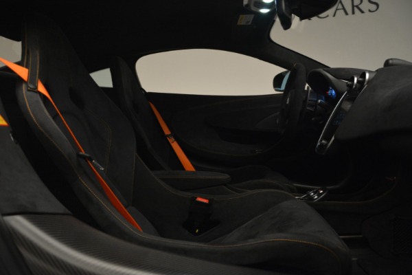 Used 2019 McLaren 600LT for sale $249,990 at Aston Martin of Greenwich in Greenwich CT 06830 21