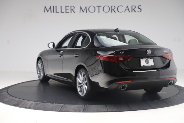 New 2019 Alfa Romeo Giulia Q4 for sale Sold at Aston Martin of Greenwich in Greenwich CT 06830 5