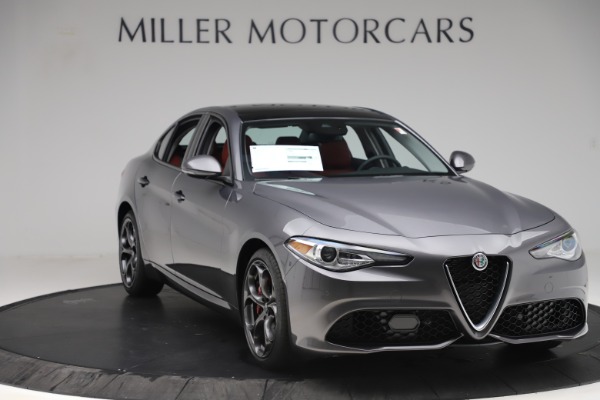 New 2019 Alfa Romeo Giulia Ti Sport Q4 for sale Sold at Aston Martin of Greenwich in Greenwich CT 06830 11