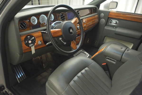 Used 2007 Rolls-Royce Phantom for sale Sold at Aston Martin of Greenwich in Greenwich CT 06830 16