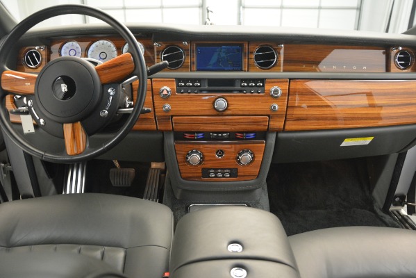 Used 2007 Rolls-Royce Phantom for sale Sold at Aston Martin of Greenwich in Greenwich CT 06830 23