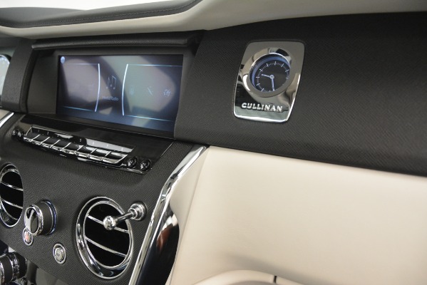 New 2019 Rolls-Royce Cullinan for sale Sold at Aston Martin of Greenwich in Greenwich CT 06830 25