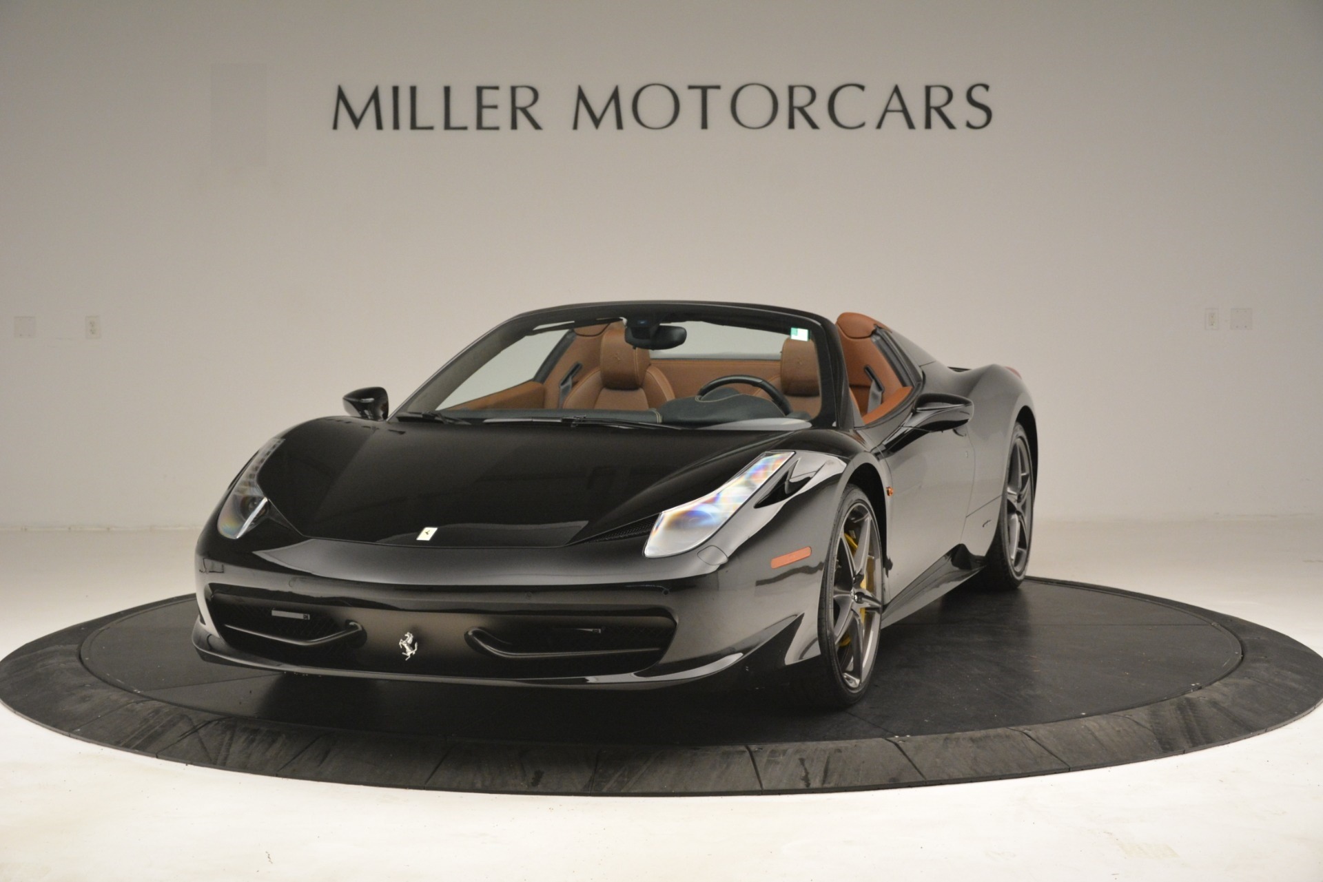 Used 2013 Ferrari 458 Spider for sale Sold at Aston Martin of Greenwich in Greenwich CT 06830 1