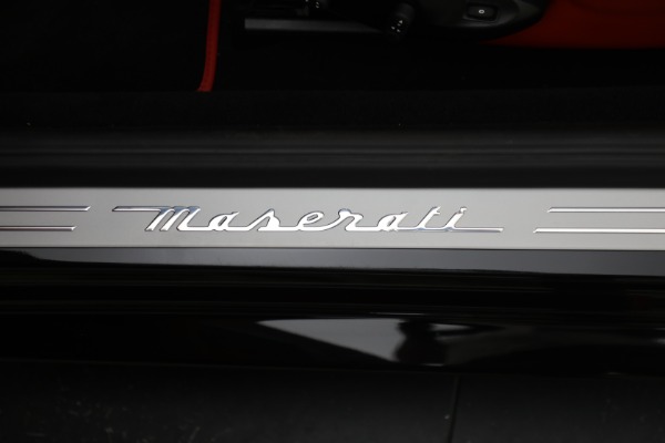 Used 2018 Maserati GranTurismo Sport Convertible for sale Sold at Aston Martin of Greenwich in Greenwich CT 06830 28
