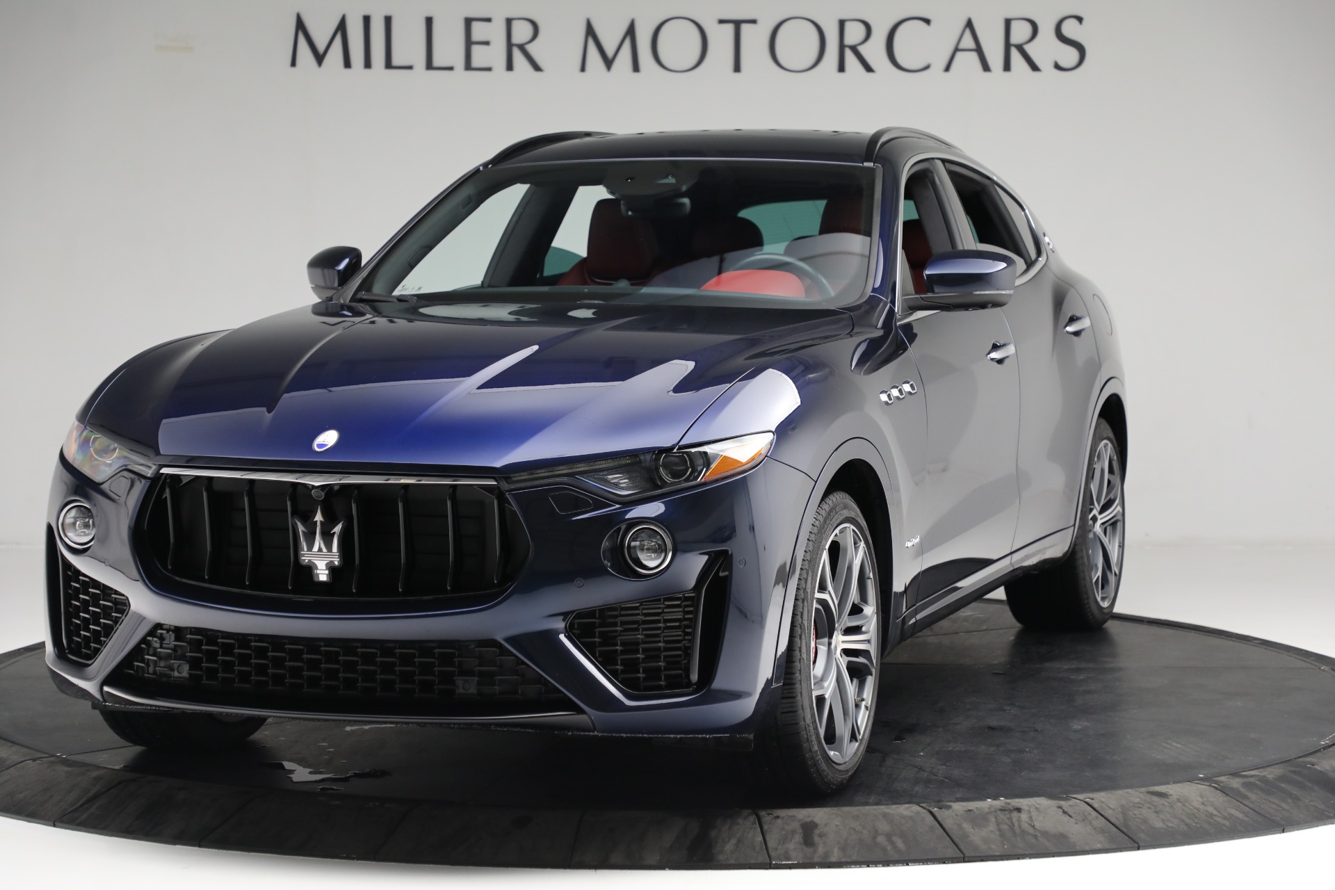 Used 2019 Maserati Levante S Q4 GranSport for sale Sold at Aston Martin of Greenwich in Greenwich CT 06830 1