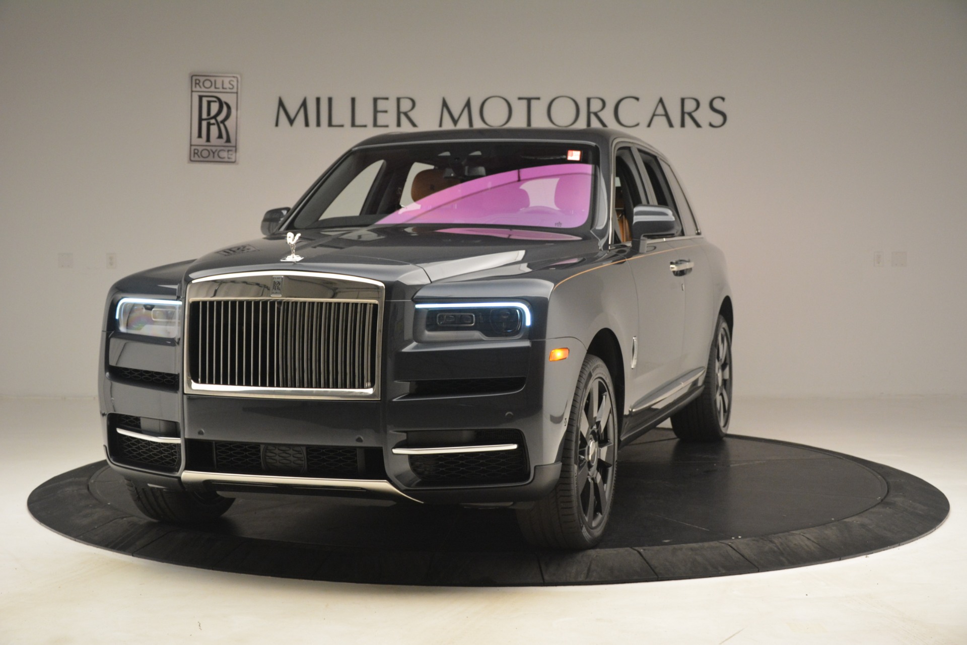 Used 2019 Rolls-Royce Cullinan for sale Sold at Aston Martin of Greenwich in Greenwich CT 06830 1