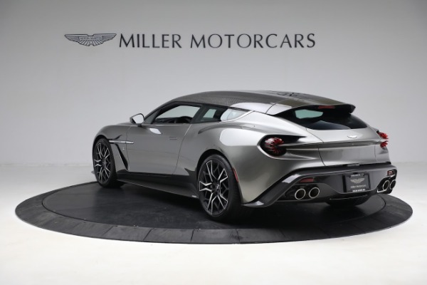 Used 2019 Aston Martin Vanquish Zagato Shooting Brake for sale $699,900 at Aston Martin of Greenwich in Greenwich CT 06830 4