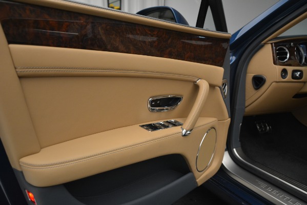 Used 2016 Bentley Flying Spur V8 for sale $93,900 at Aston Martin of Greenwich in Greenwich CT 06830 16