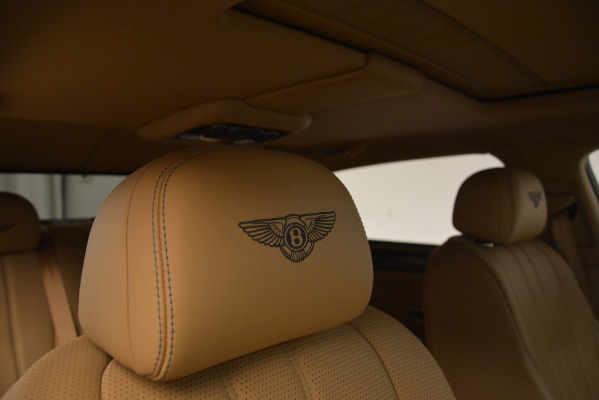 Used 2016 Bentley Flying Spur V8 for sale $93,900 at Aston Martin of Greenwich in Greenwich CT 06830 24