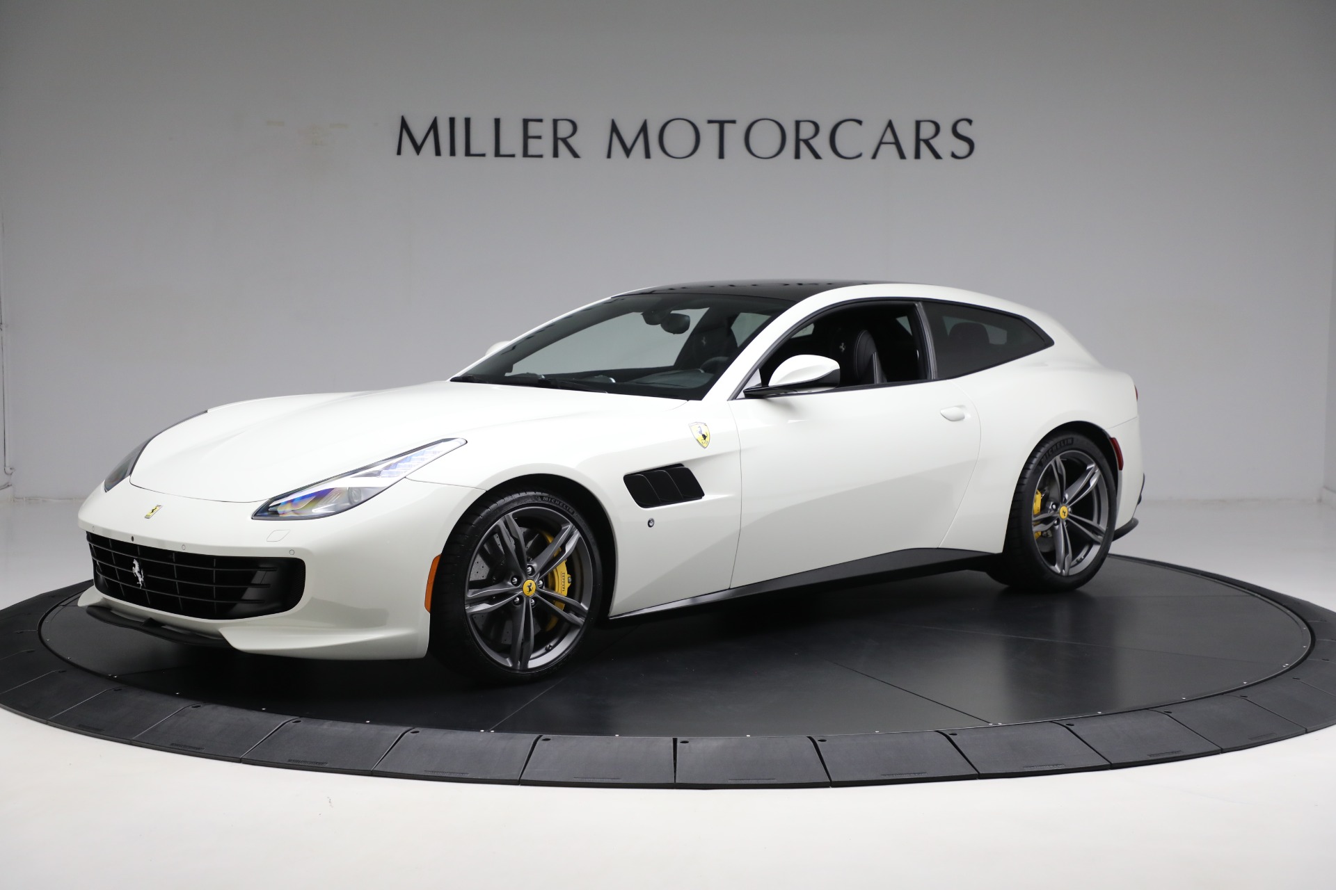 Used 2018 Ferrari GTC4Lusso for sale $259,900 at Aston Martin of Greenwich in Greenwich CT 06830 1