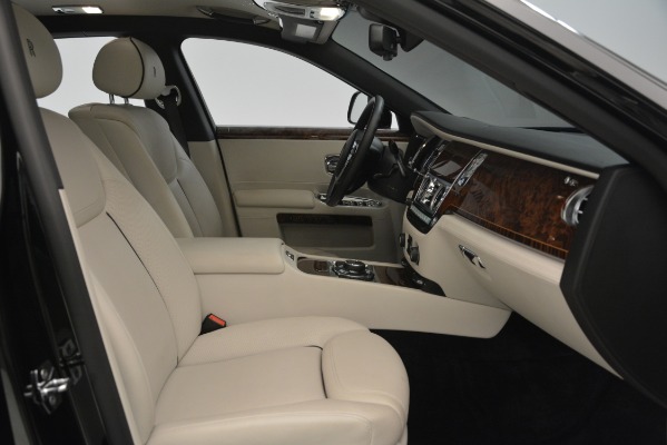 Used 2016 Rolls-Royce Ghost for sale Sold at Aston Martin of Greenwich in Greenwich CT 06830 18