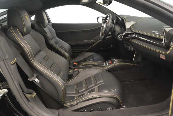 Used 2011 Ferrari 458 Italia for sale $209,900 at Aston Martin of Greenwich in Greenwich CT 06830 17