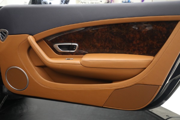 Used 2013 Bentley Continental GT V8 for sale $77,900 at Aston Martin of Greenwich in Greenwich CT 06830 26