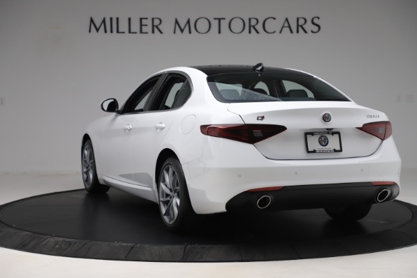 New 2019 Alfa Romeo Giulia Q4 for sale Sold at Aston Martin of Greenwich in Greenwich CT 06830 5