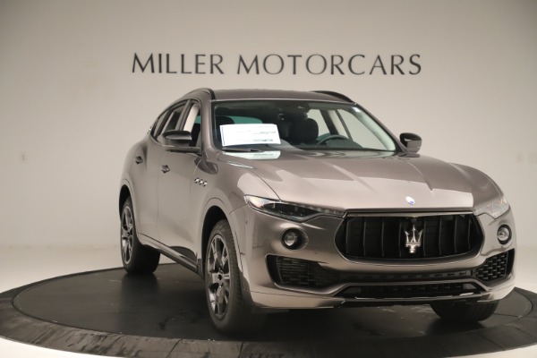 New 2019 Maserati Levante Q4 Nerissimo for sale Sold at Aston Martin of Greenwich in Greenwich CT 06830 11