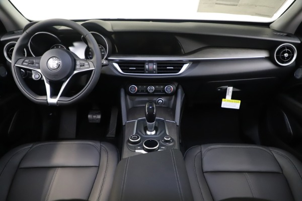 New 2019 Alfa Romeo Stelvio Ti Q4 for sale Sold at Aston Martin of Greenwich in Greenwich CT 06830 16